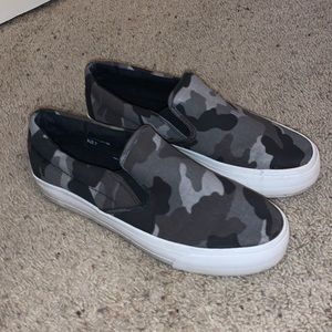 camo vans